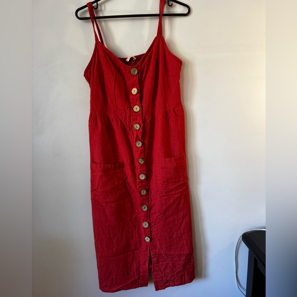 Chic Red Button-Front Midi Dress